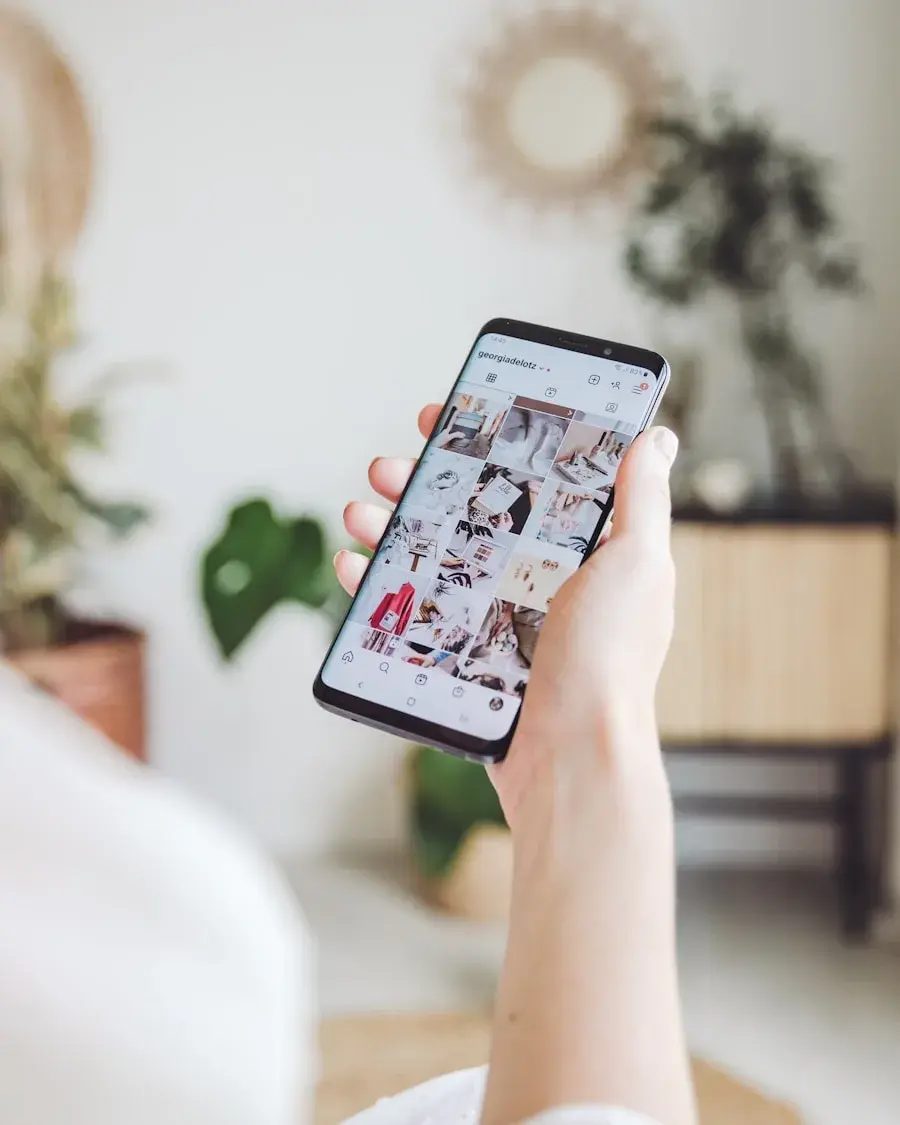 Instagram & Facebook Ads